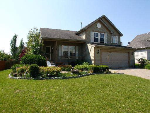 1558 Hartsburg Ln., North Aurora, IL 60542