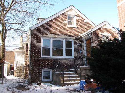 6526 N Francisco Ave., Chicago, IL 60645