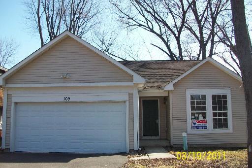 109 N Greenfield Ave., Crystal Lake, IL 60014