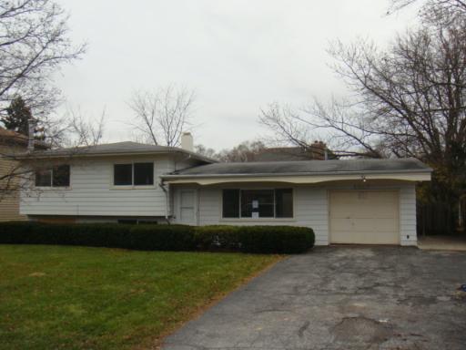 1817 Holly Ave., Northbrook, IL 60062