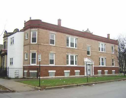 3345 W Huron St., Chicago, IL 60624