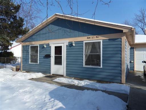 83 Amesbury Rd., Montgomery, IL 60538