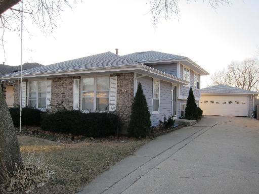 1028 Fulton, Streamwood, IL 60107