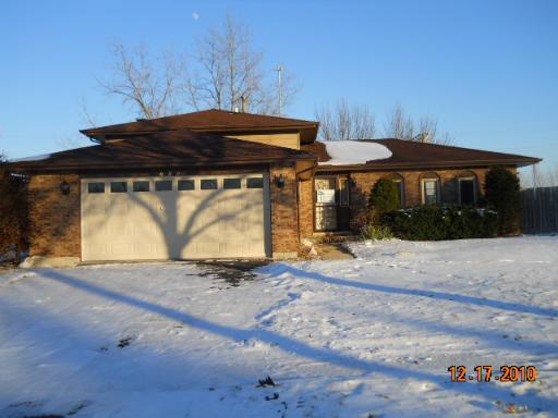 717 Oxford Ave., Matteson, IL 60443