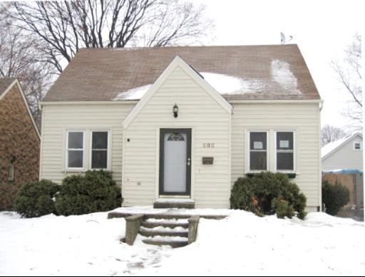 313 Weston Ave., Elgin, IL 60123