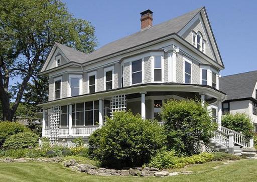 140 7th Ave., La Grange, IL 60525