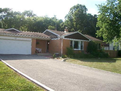 4003 Mccabe Ave., Crystal Lake, IL 60014