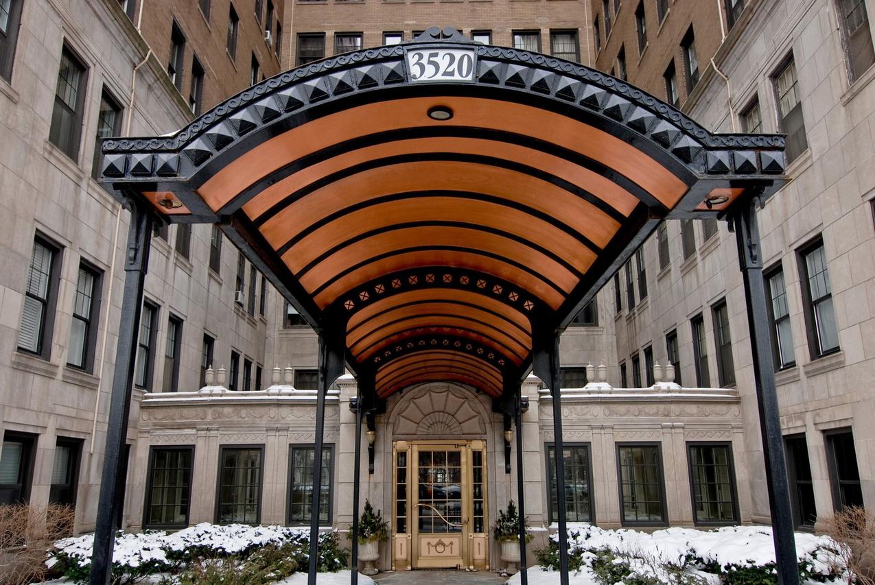 3520 N Lake Shore Dr. #4J, Chicago, IL 60657