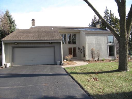 27w480 Timber Ln., West Chicago, IL 60185