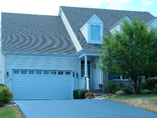 4233 Weatherstone Rd., Crystal Lake, IL 60014