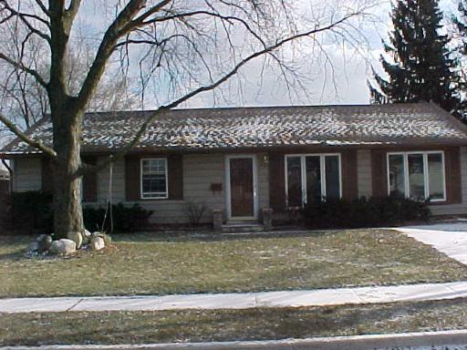 39 Ambassador Ave., Romeoville, IL 60446