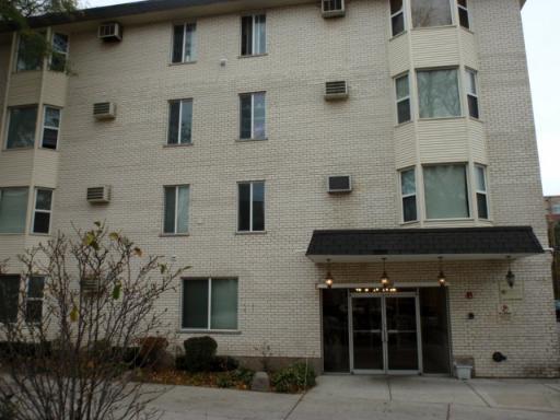 8232 Niles Center Rd. #104, Skokie, IL 60077