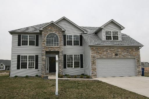 903 Hayden Dr., Yorkville, IL 60560