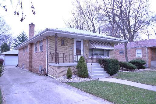 9609 S California Ave., Evergreen Park, IL 60805