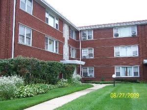 7964 S Pulaski Rd. #305, Chicago, IL 60652