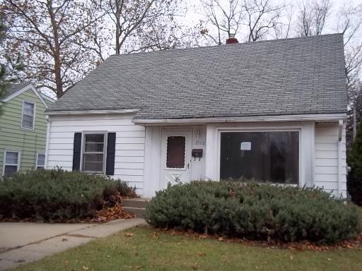 2524 N Rockton Ave., Rockford, IL 61103