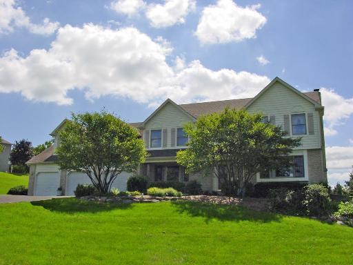 39W259 Hilltop Dr., St. Charles, IL 60175