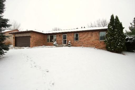 5803 Tasselbury, Rockford, IL 61114