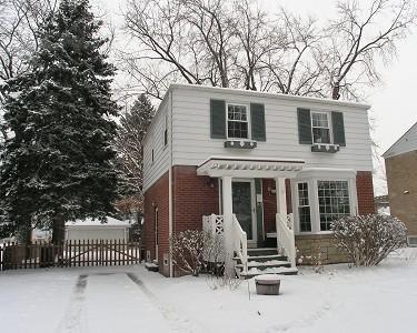 431 8th Ave., La Grange, IL 60525