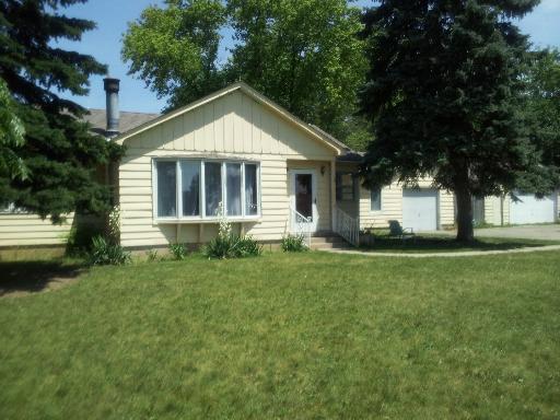 329 Slocum Rd., Wauconda, IL 60084