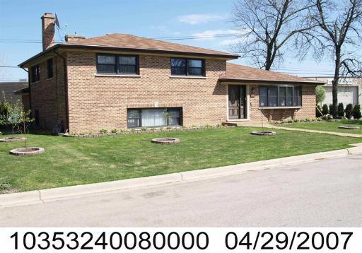 6501 N Springfield Ave., Lincolnwood, IL 60712