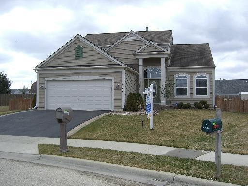 2347 Chesapeake Bay, Elgin, IL 60123