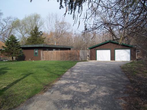 34W014 Fox River Dr., East Dundee, IL 60118