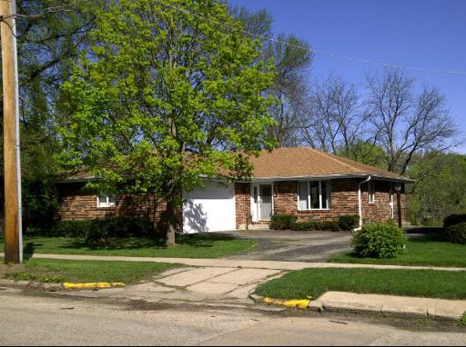 127 E Lincoln St., Seneca, IL 61360