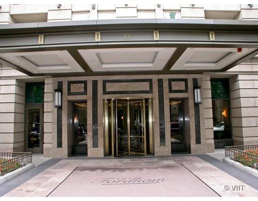 25 E Superior St. #402, Chicago, IL 60611