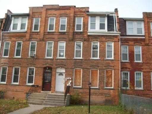 10514 S Maryland Ave., Chicago, IL 60628