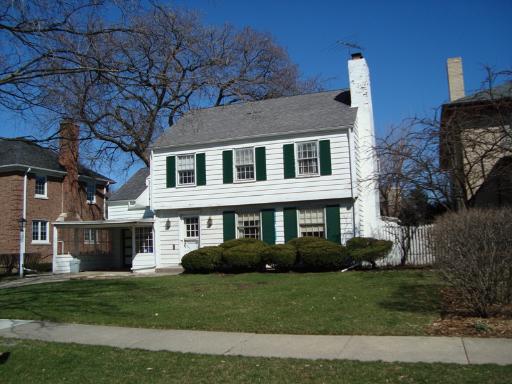 735 N Elmore St., Park Ridge, IL 60068