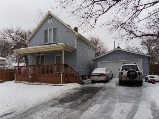 713 River St., Aurora, IL 60506
