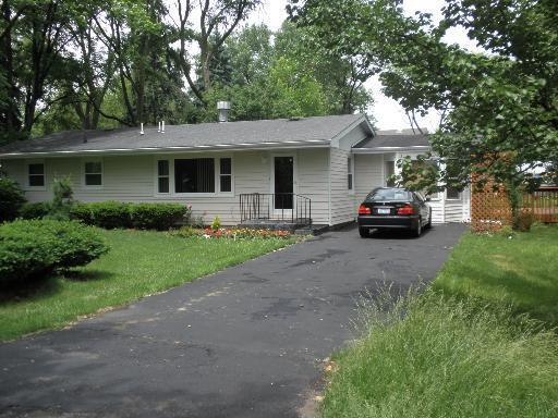 5649 Virginia Ave., Clarendon Hills, IL 60514