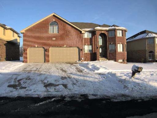 18721 Castle Dargan Dr., Country Club Hills, IL 60478