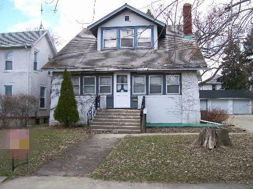 907 Glenwood Ave., Joliet, IL 60435