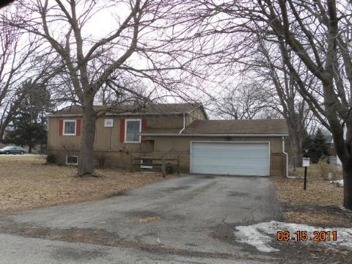 555 Prairie St., Hinckley, IL 60520