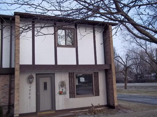4450 Pepper Dr., Rockford, IL 61114