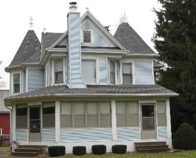 301 N Main St., Herscher, IL 60941