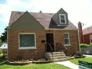 2221 S 23rd Ave., Broadview, IL 60155