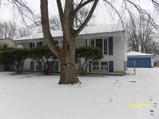 410 E Maple Dr., Glenwood, IL 60425