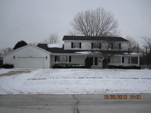 1965 Fairway Ct., Hoffman Estates, IL 60195