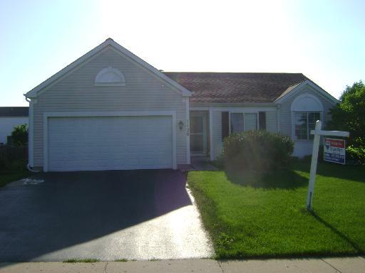 1120 Stonegate Rd., Algonquin, IL 60102