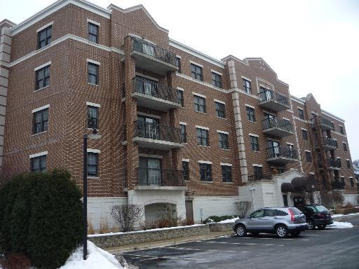 410 W Burlington Ave. #510, La Grange, IL 60525