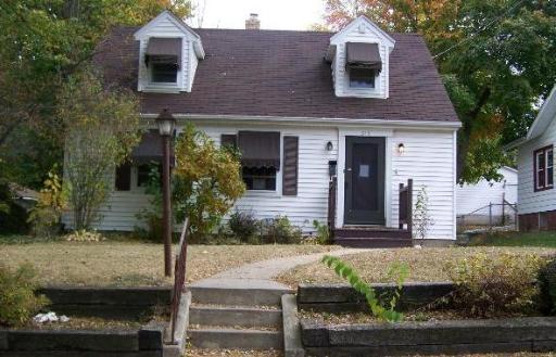 513 Paris Ave., Rockford, IL 61107