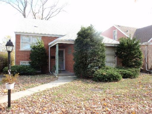 8247 Kenneth Ave., Skokie, IL 60076