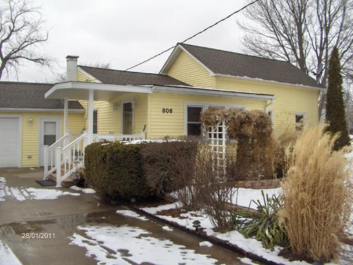 606 S Main St., Long Point, IL 61333