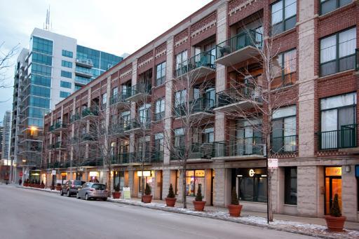 847 W Monroe St. #2B, Chicago, IL 60607
