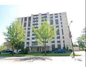 141 N La Grange Rd. #304, La Grange, IL 60525