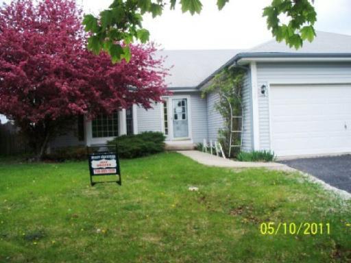 3715 Prieboy Ave., Joliet, IL 60431