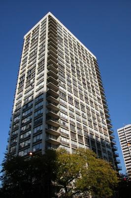 88 W Schiller St. #2108L, Chicago, IL 60610
